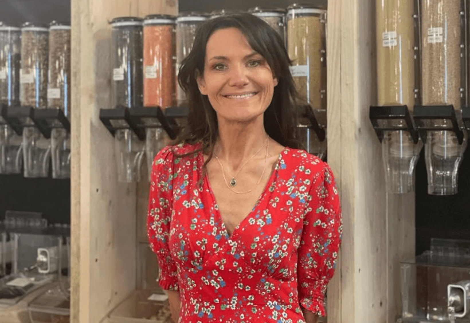 Customers raise more than £18,000 to invest in their zero waste store