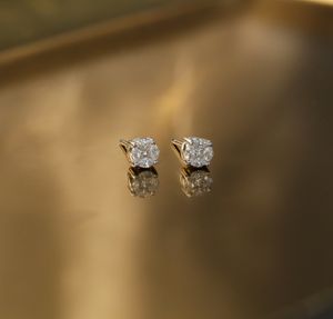 Win a pair of diamond earrings from Phillip Stoner Jewellers