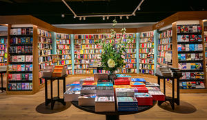 Waterstones opens at White Rose
