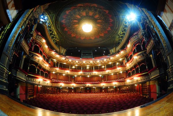 Leeds Grand Theatre closes due to Coronavirus