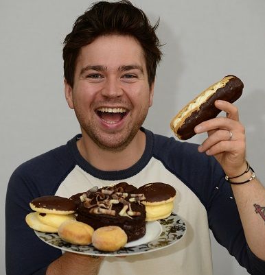 TV presenter backs virtual hospice Bake Off