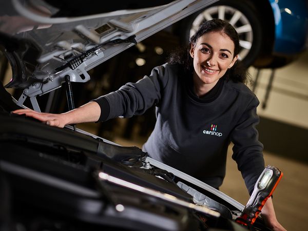 Car retailer looking for ladies in  recruitment drive